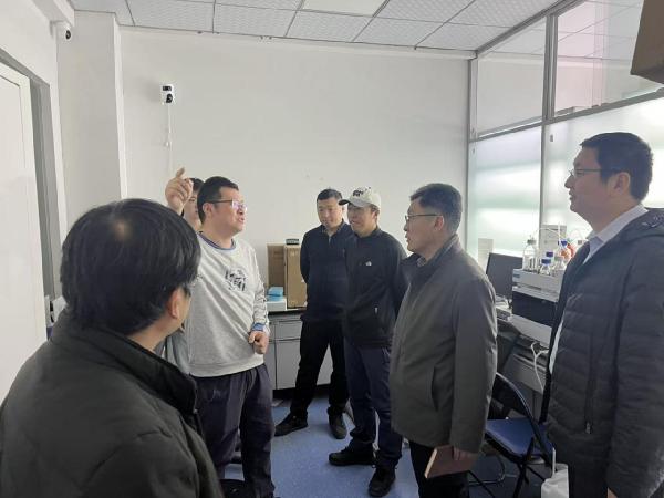 aa3044永利集团领导深入一线检查教学科研工作