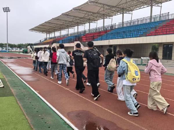 aa3044永利集团举办五卅运动纪念主题爱国跑活动